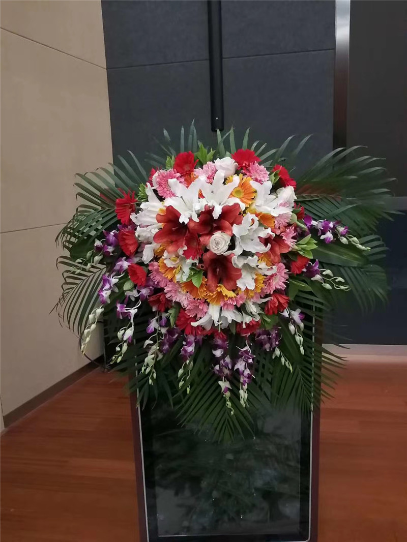 讲台花
